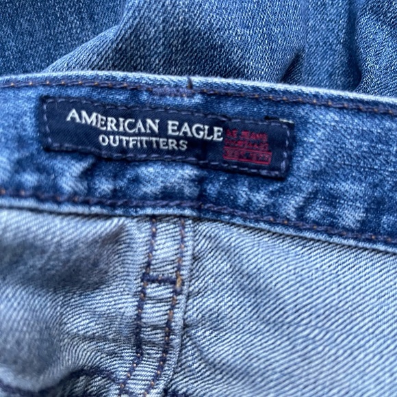 America Eagle Outfitters, flattering bootcut jeans, size 12 - Picture 8 of 8